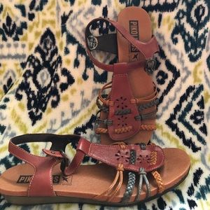 Pikolinos sandals